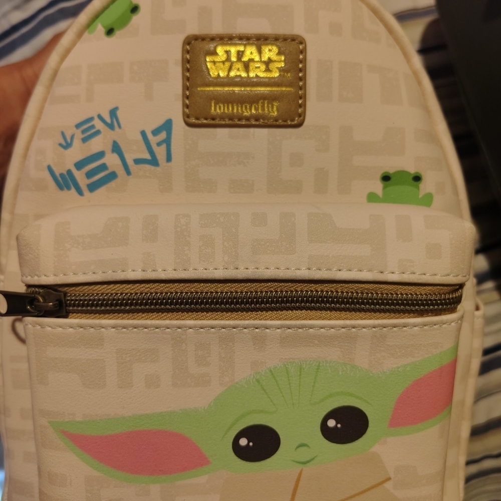 Loungefly Star Wars Kids Backpack - Cream and Green